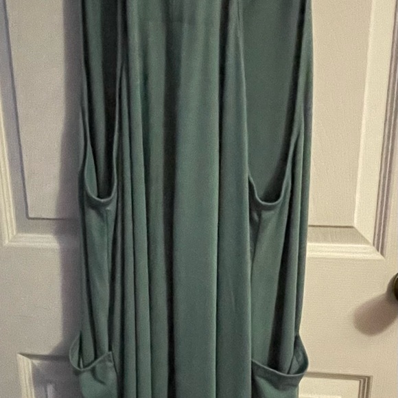 Sumer loose romper - Picture 4 of 4